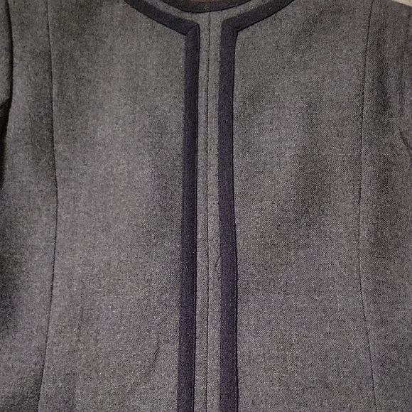 J Crew Charcoal Gray Lady Jacket Blazer Gold Buttons Navy Trim - 10 - Picture 9 of 9
